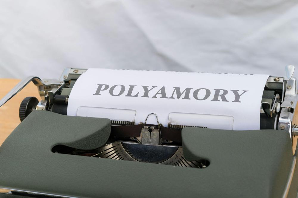 polyamorous relationship